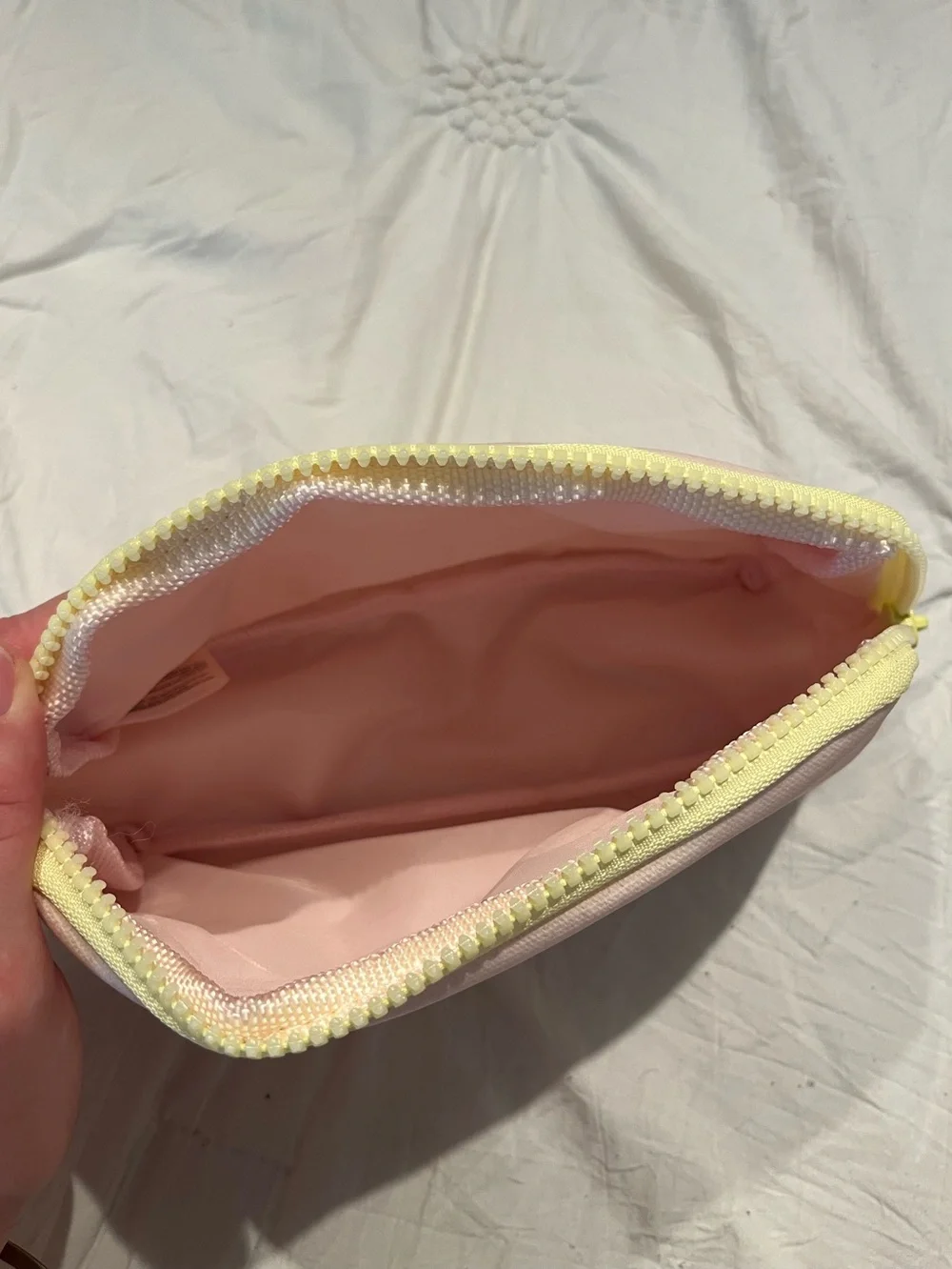 marc jacobs fragrances makeup/travel/toiletries bag